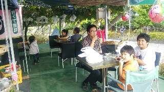 桃ちゃん売店店内2